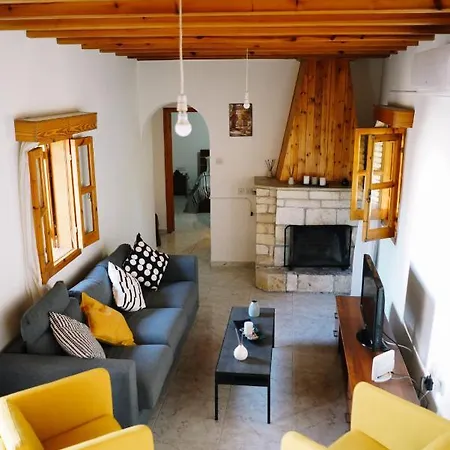 Malietzis House Holiday home *