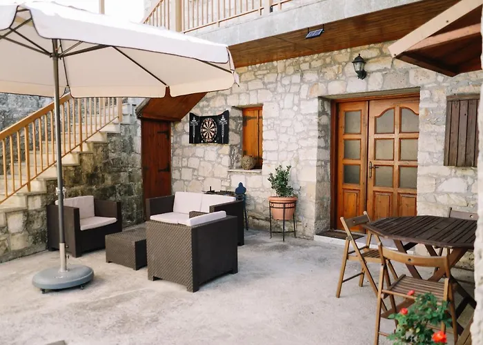 Malietzis House בית נופש Pano Arodes